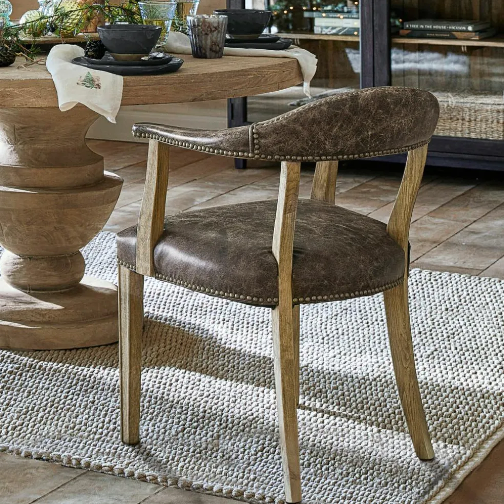 Chaise Heaton