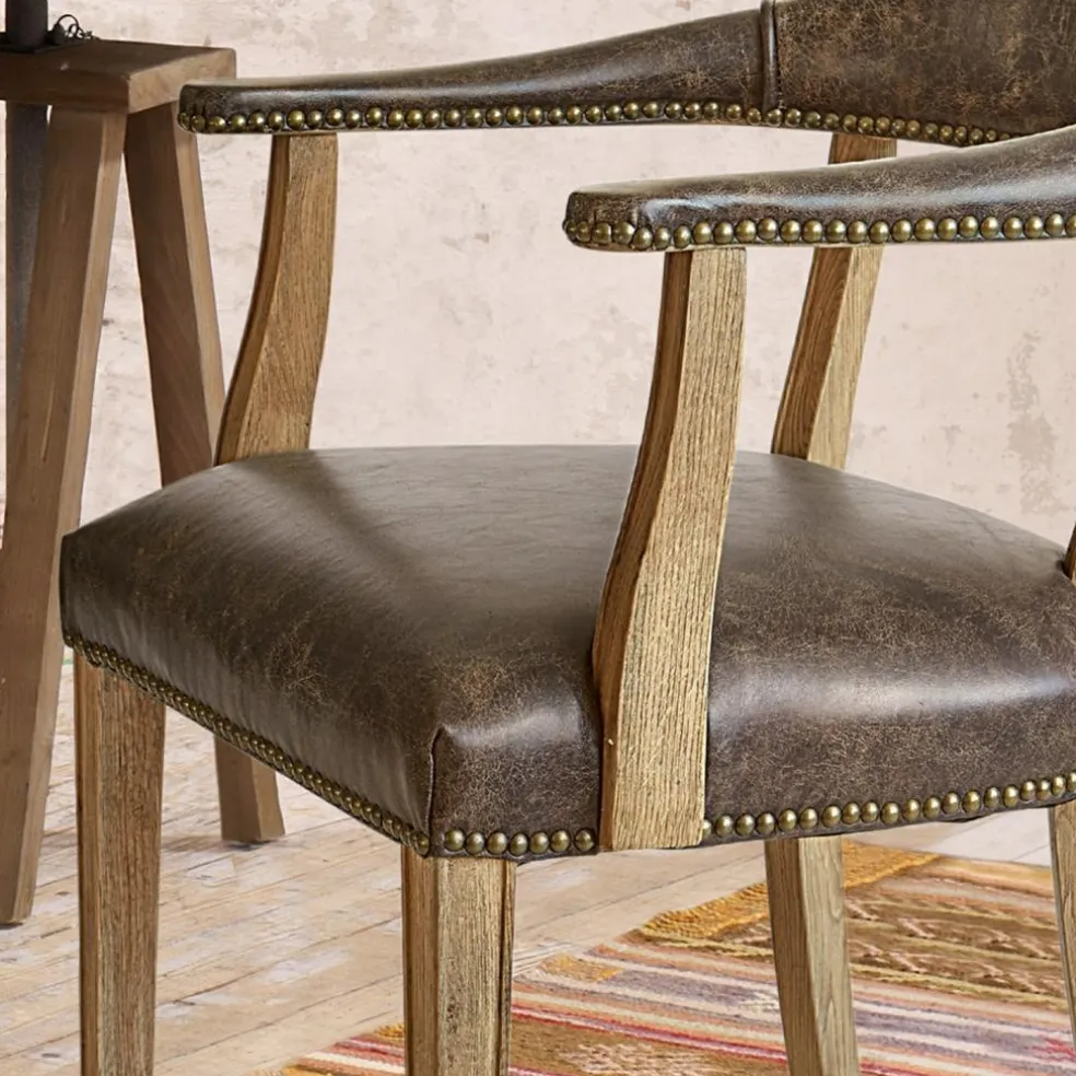 Chaise Heaton