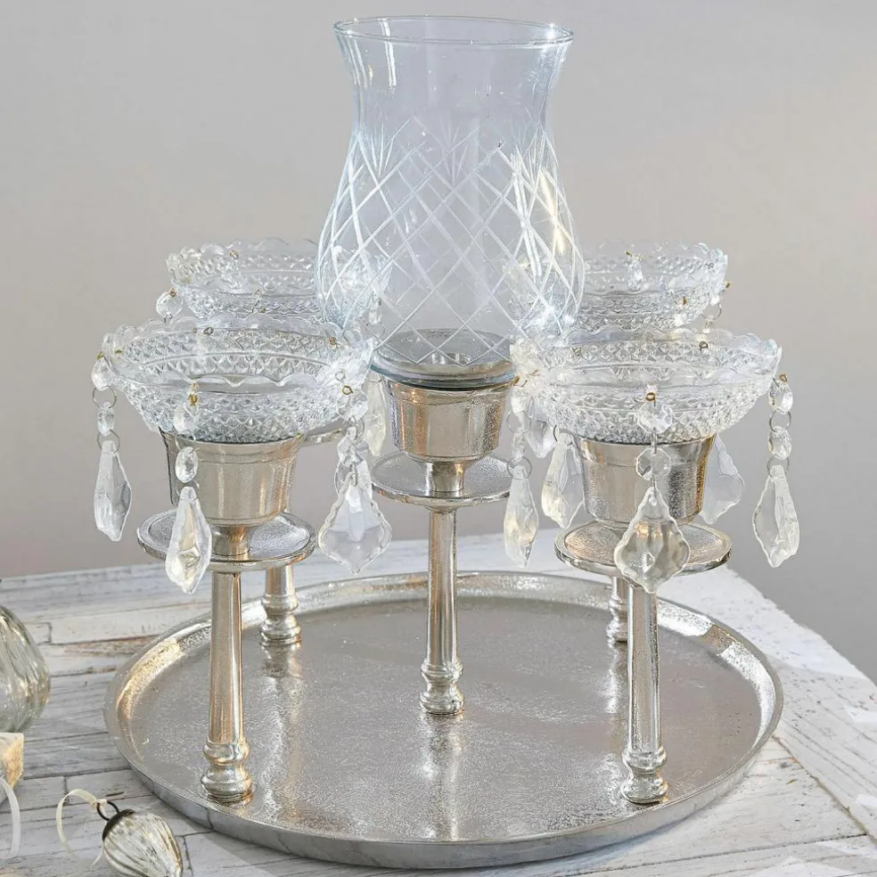 Chandelier Shaws