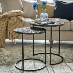 Lot de 2 tables d' Petrosini