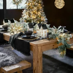 Table Amherst